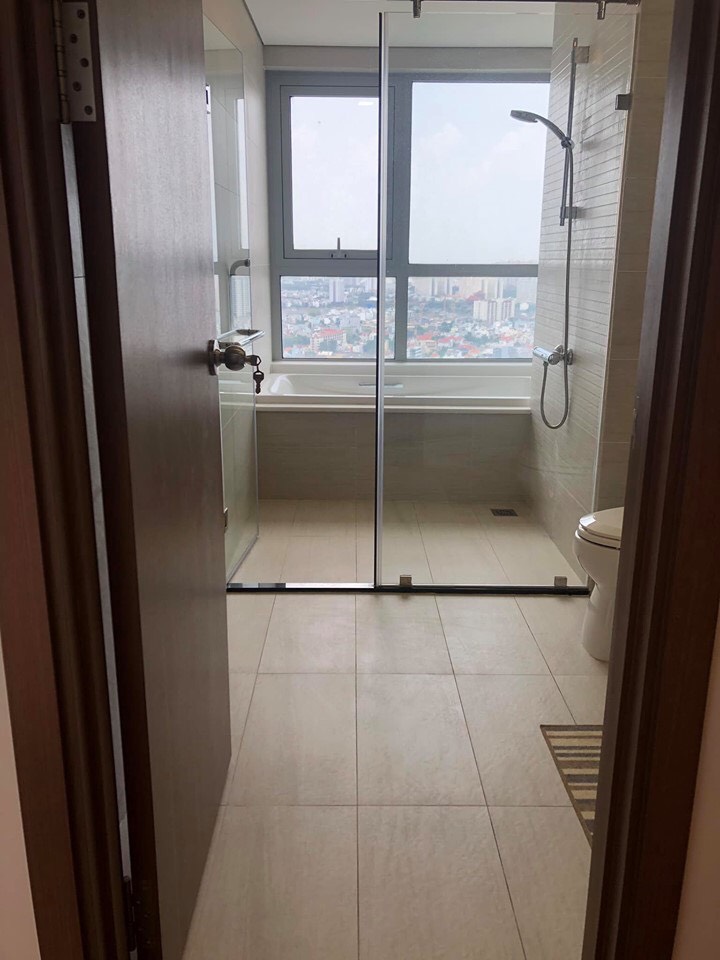 Cho thuê căn 4PN tòa Park 3 Vinhomes Central Park. Giá 2800$/tháng. Lh: 0789625847